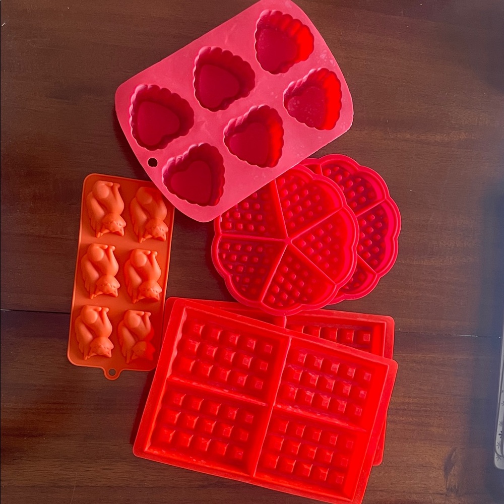 Red Silicone Baking Molds Set